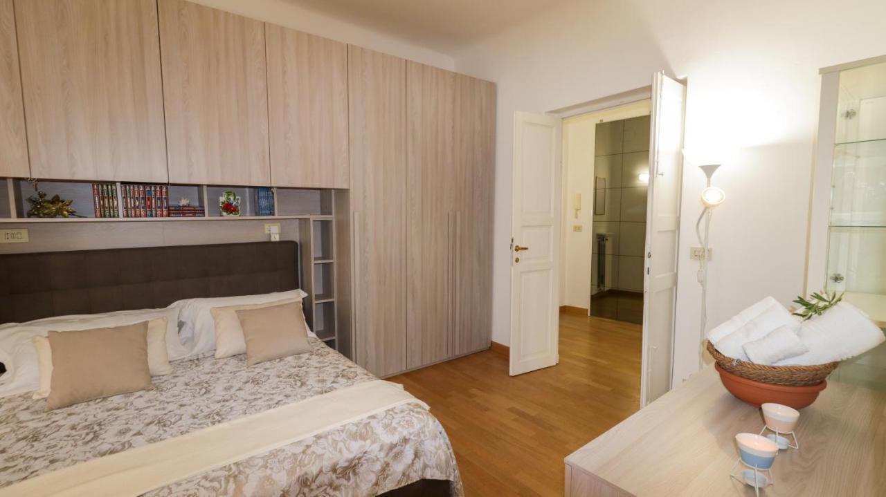 Sole, Terrazza, Centro Citta E Wi-Fi Veloce! Apartment Генуа Екстериор снимка