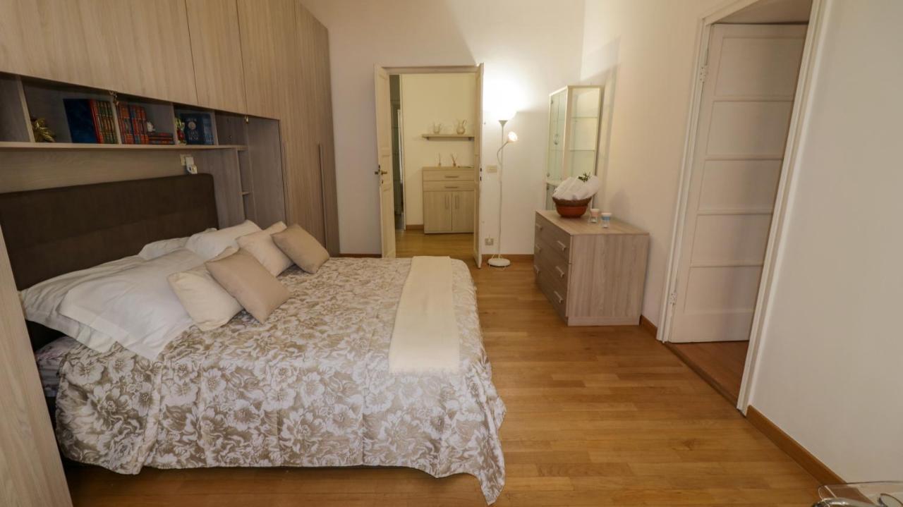 Sole, Terrazza, Centro Citta E Wi-Fi Veloce! Apartment Генуа Екстериор снимка