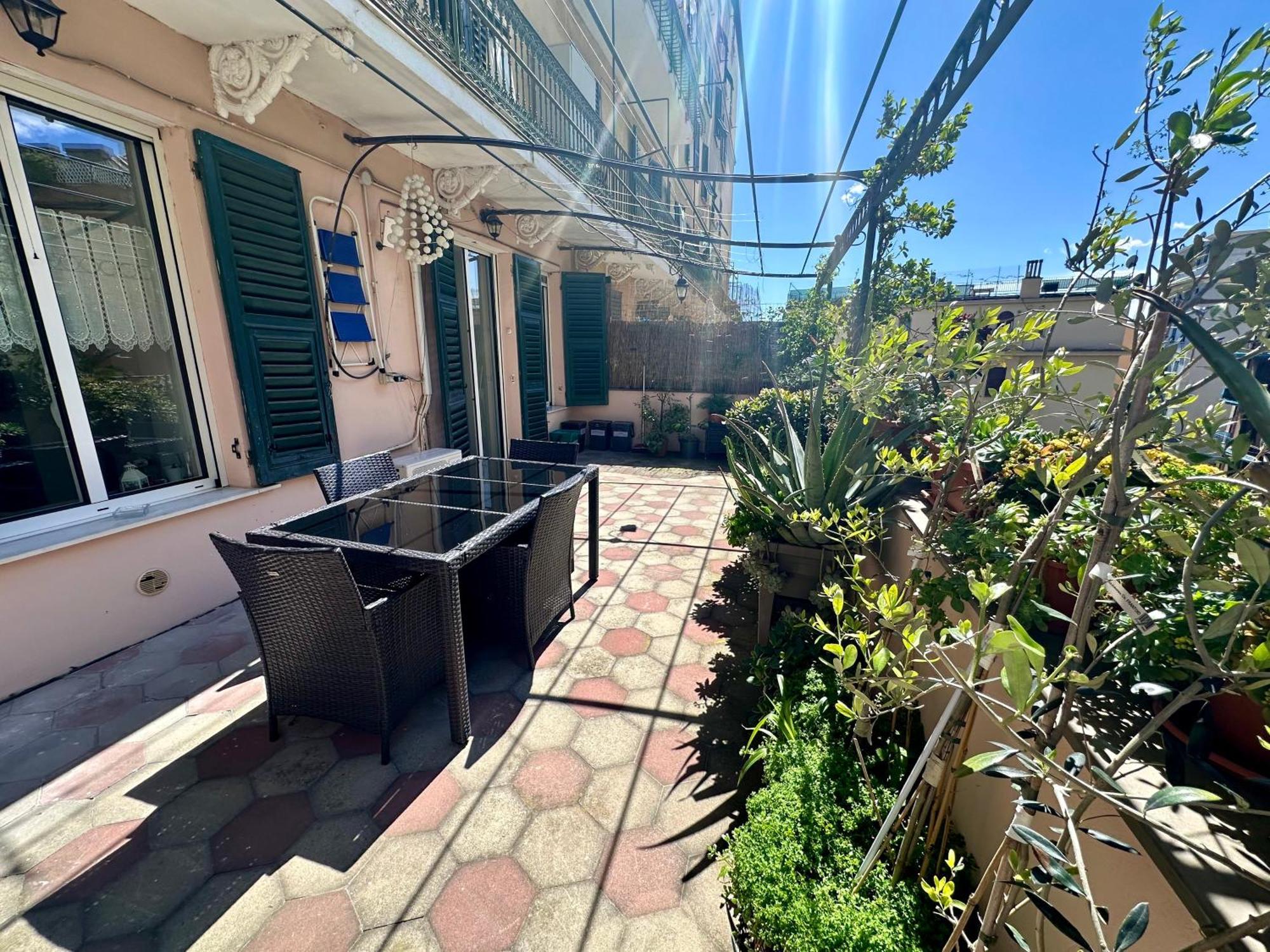 Sole, Terrazza, Centro Citta E Wi-Fi Veloce! Apartment Генуа Екстериор снимка